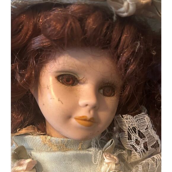 Vintage Cathay Collection 15" Porcelain Doll Curls Certificate of Authenticity - Picture 2 of 6